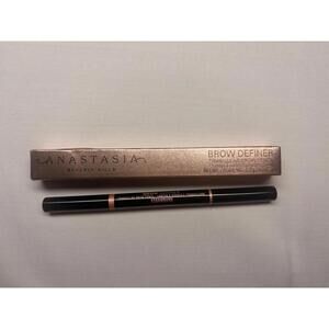 Anastasia Beverly Hills Brow Definer Strawburn NEW
